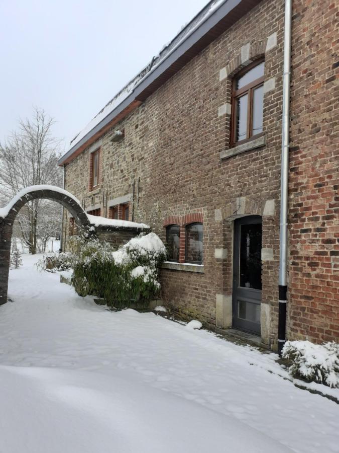 Le Repos Du Nomade B&B 7 Personnes Manhay Exterior foto